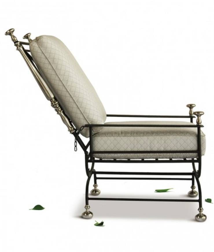 Picture of ESTATE LOUNGE CHAIR